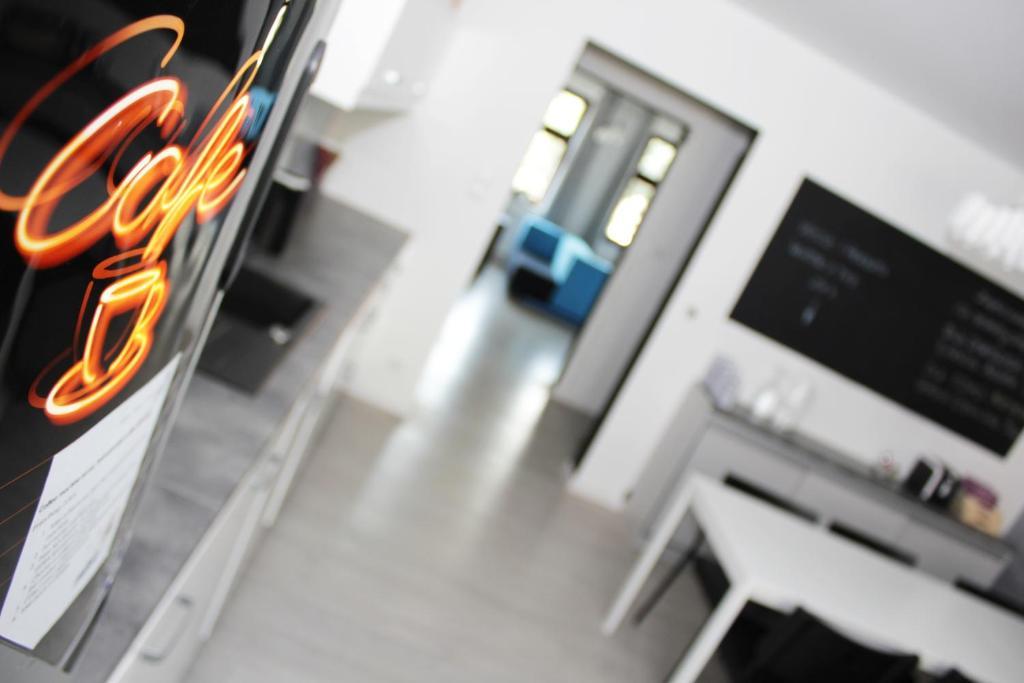 Soda Hostel & Apartments Познань Екстер'єр фото
