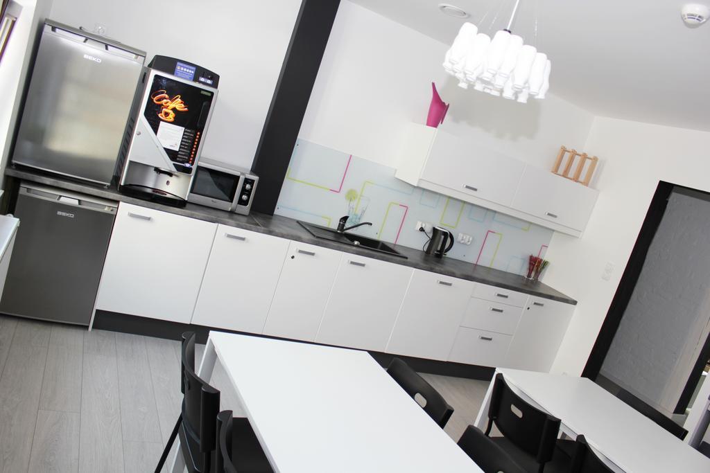 Soda Hostel & Apartments Познань Екстер'єр фото